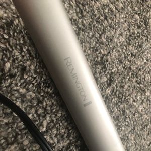 Remington 1in Hair Straightener